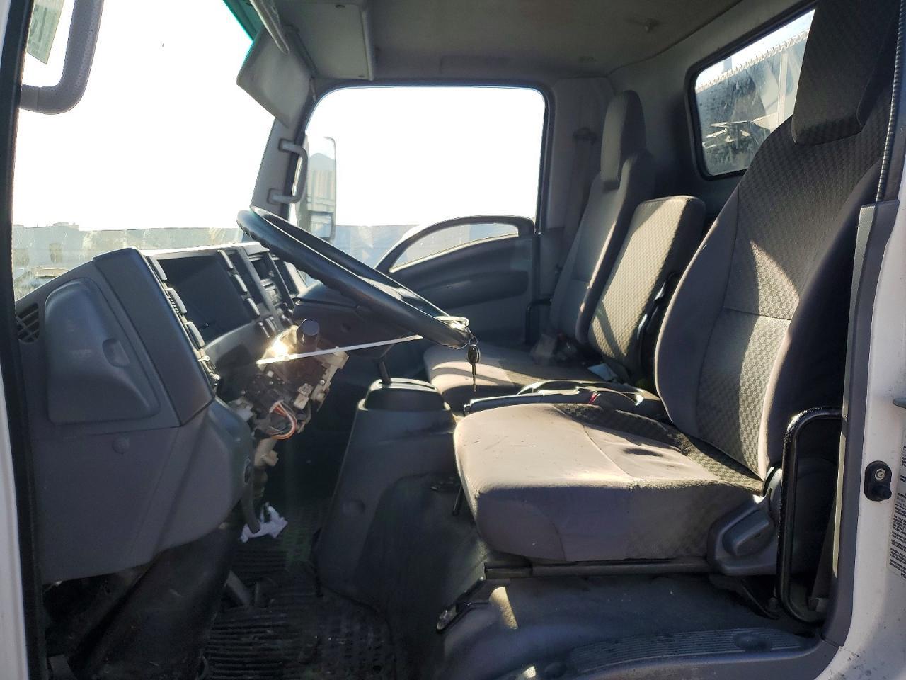 2015 Isuzu Npr Hd - Image 7