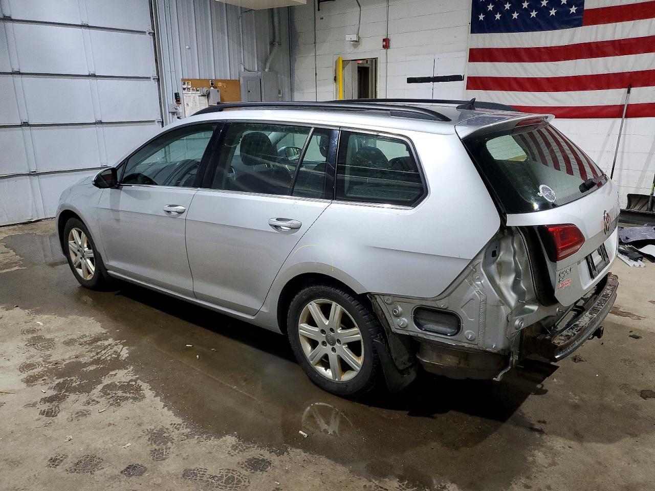 2017 Volkswagen Golf Sportwagen S - Image 2