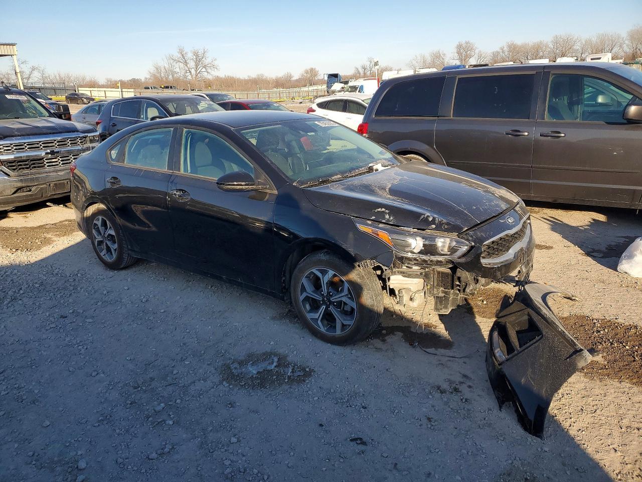 2021 Kia Forte - Фото 4