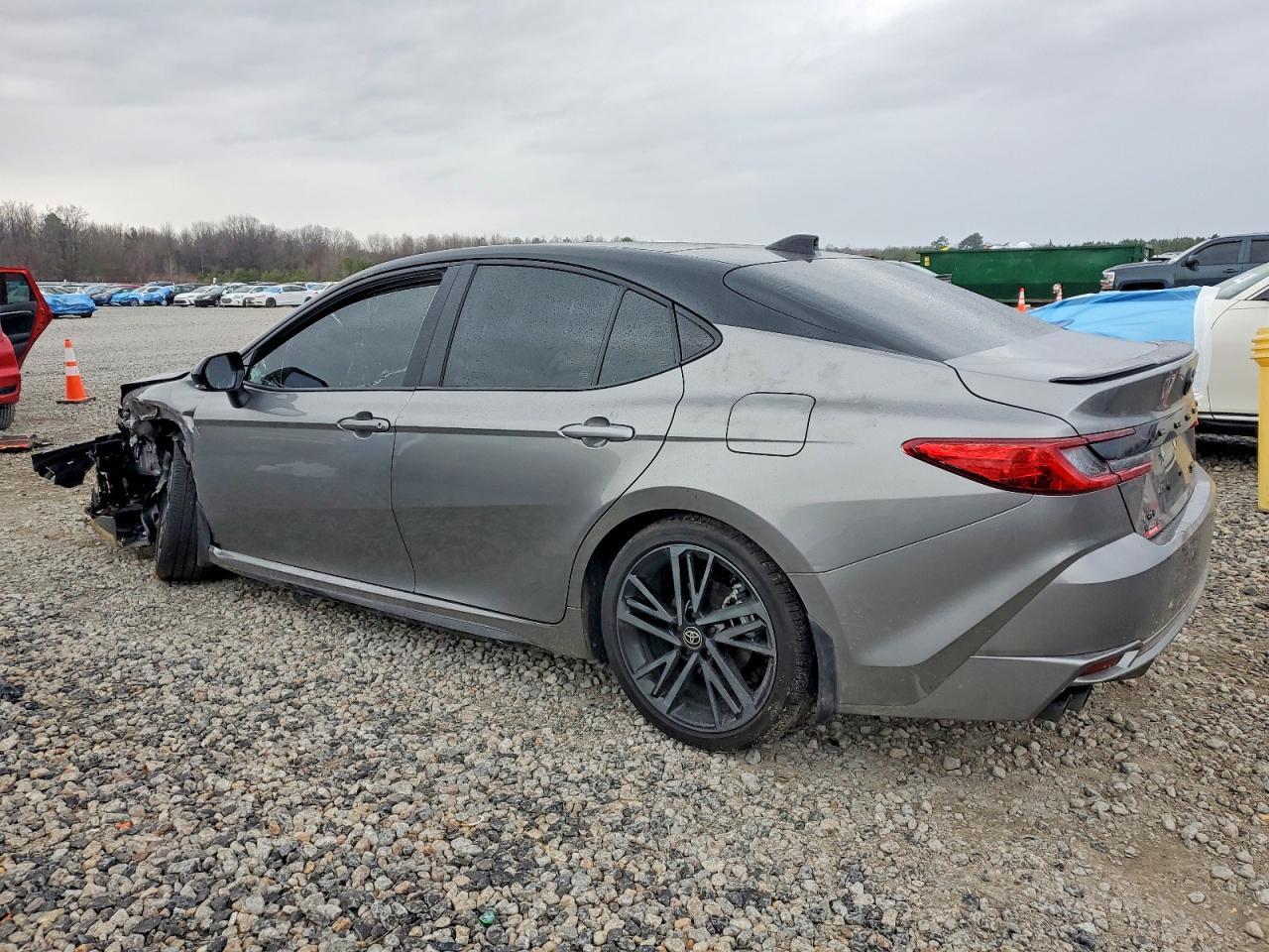 2026 Toyota Camry Xse - Фото 2