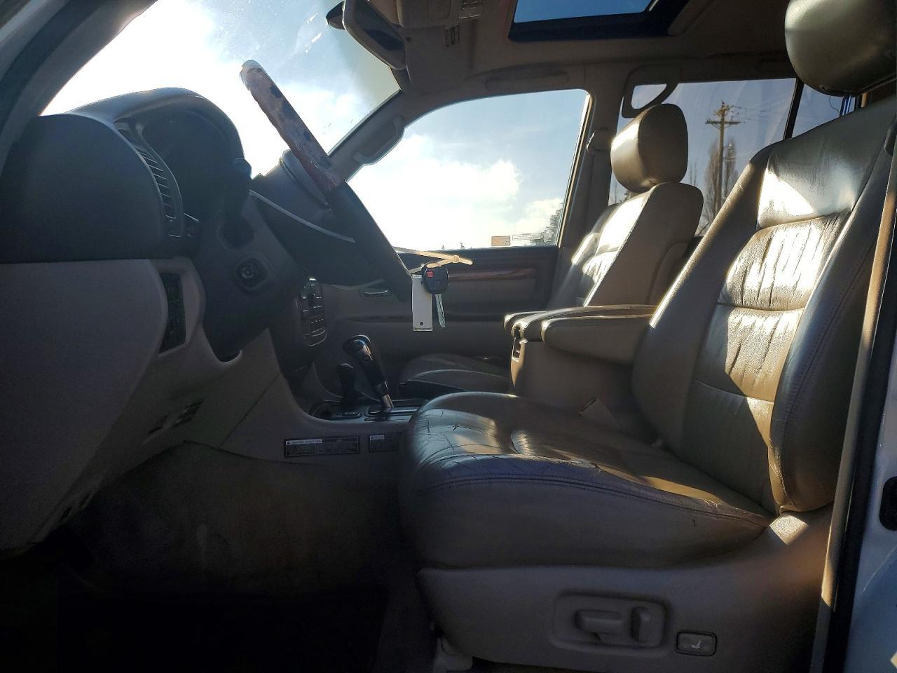 2000 Lexus Lx 470 - Image 7