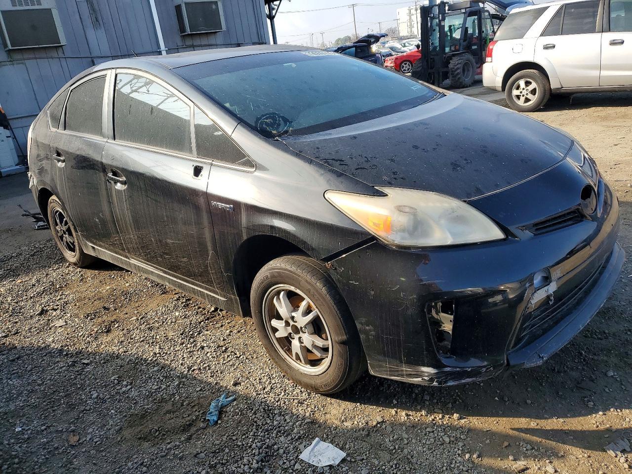 2015 Toyota Prius - Фото 4