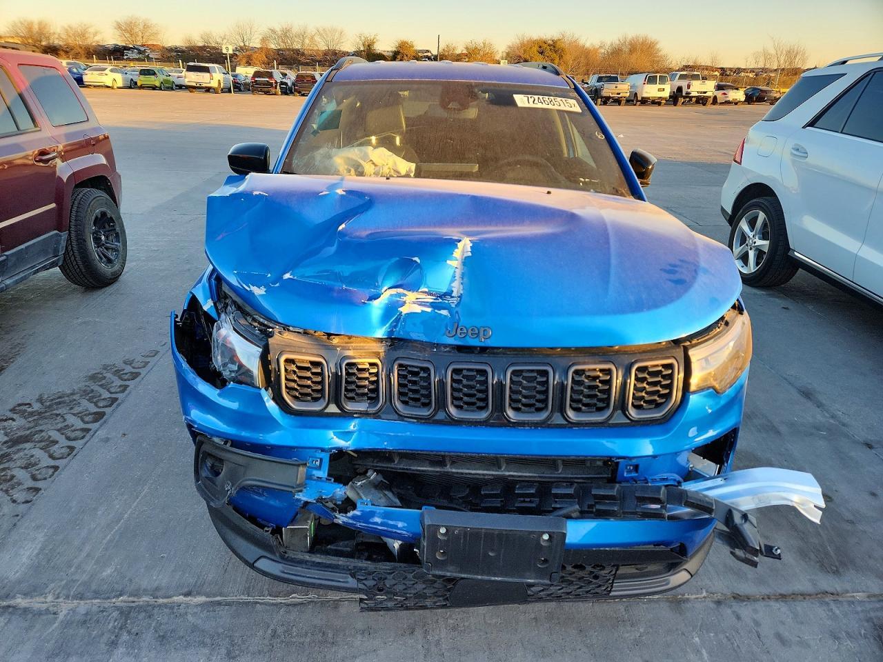 2025 Jeep Compass Latitude - Фото 5