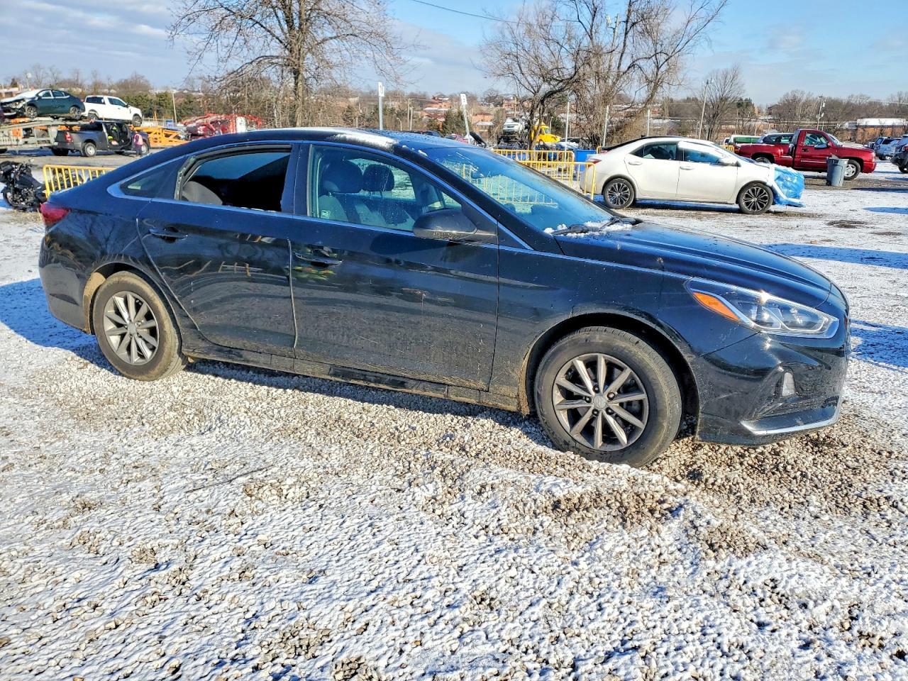 2019 Hyundai Sonata Se - Image 4