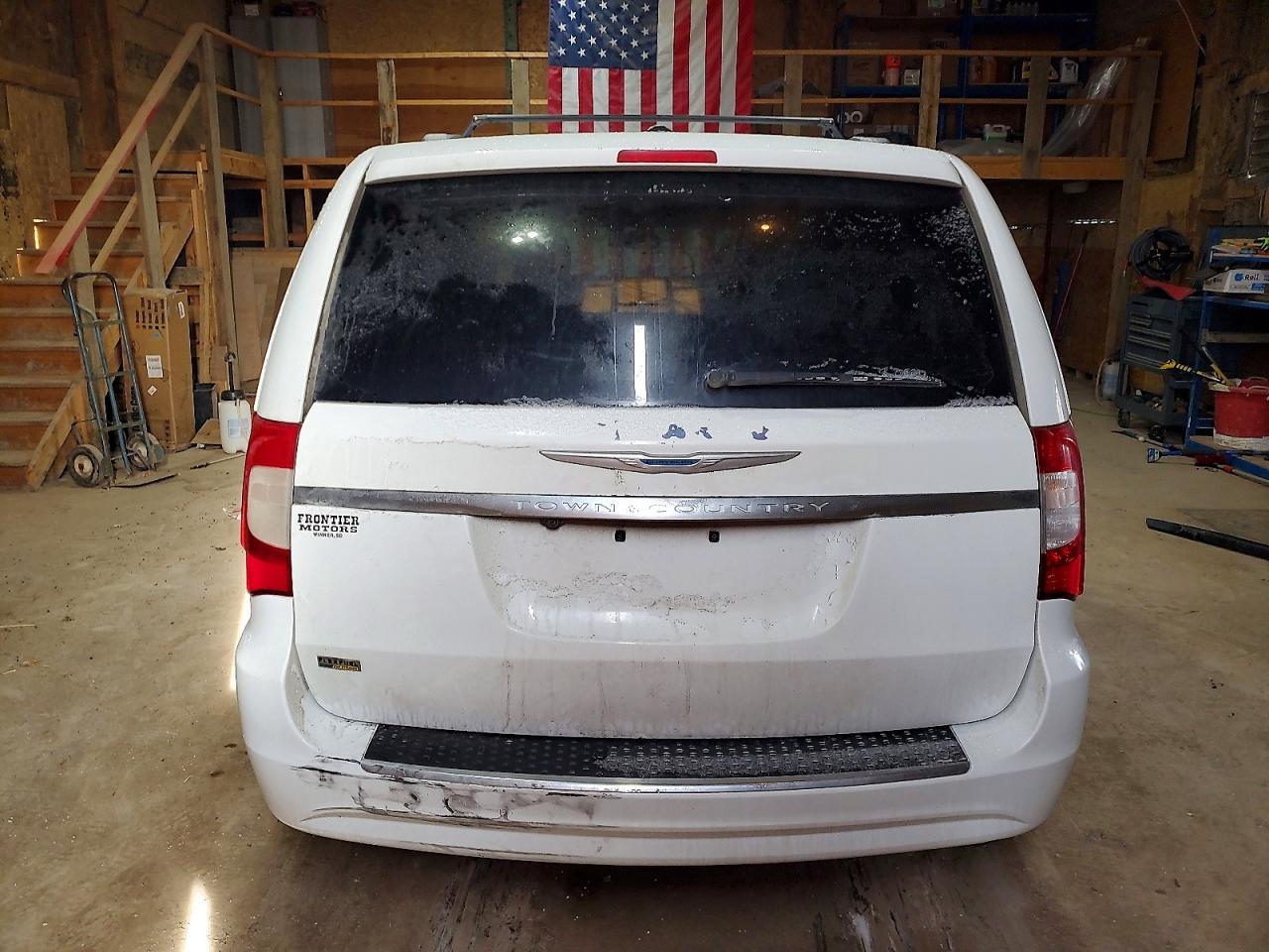 2015 Chrysler Town & Country Touring - Фото 6