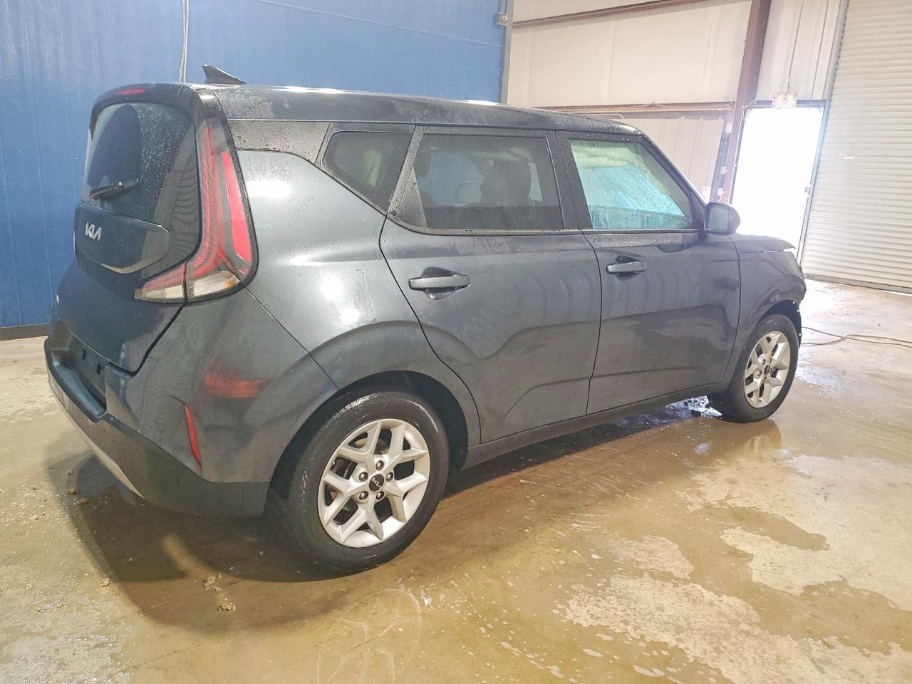 2025 Kia Soul Lx *** Clean Title * Repo *** - Image 3