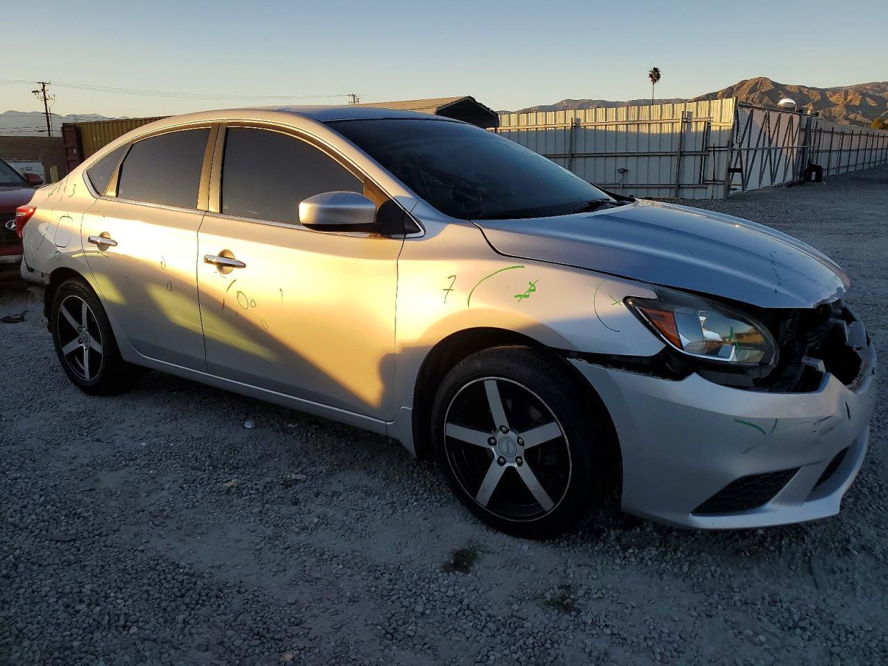 2019 Nissan Sentra S - Image 4
