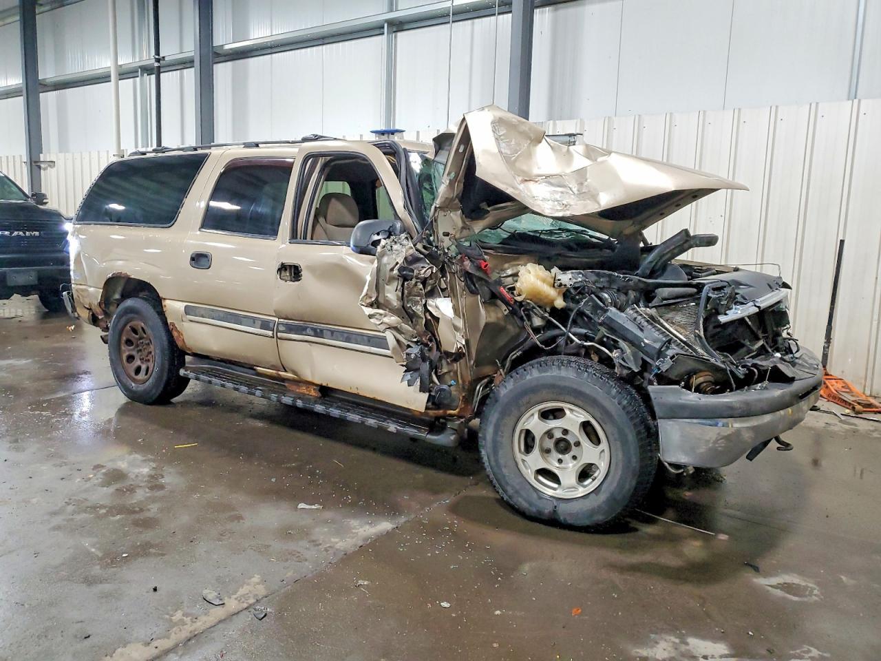2005 Chevrolet Suburban K1500 - Фото 4