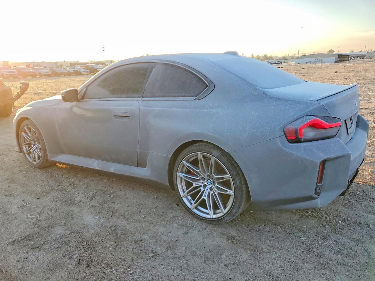 2025 BMW M2 - Фото 2