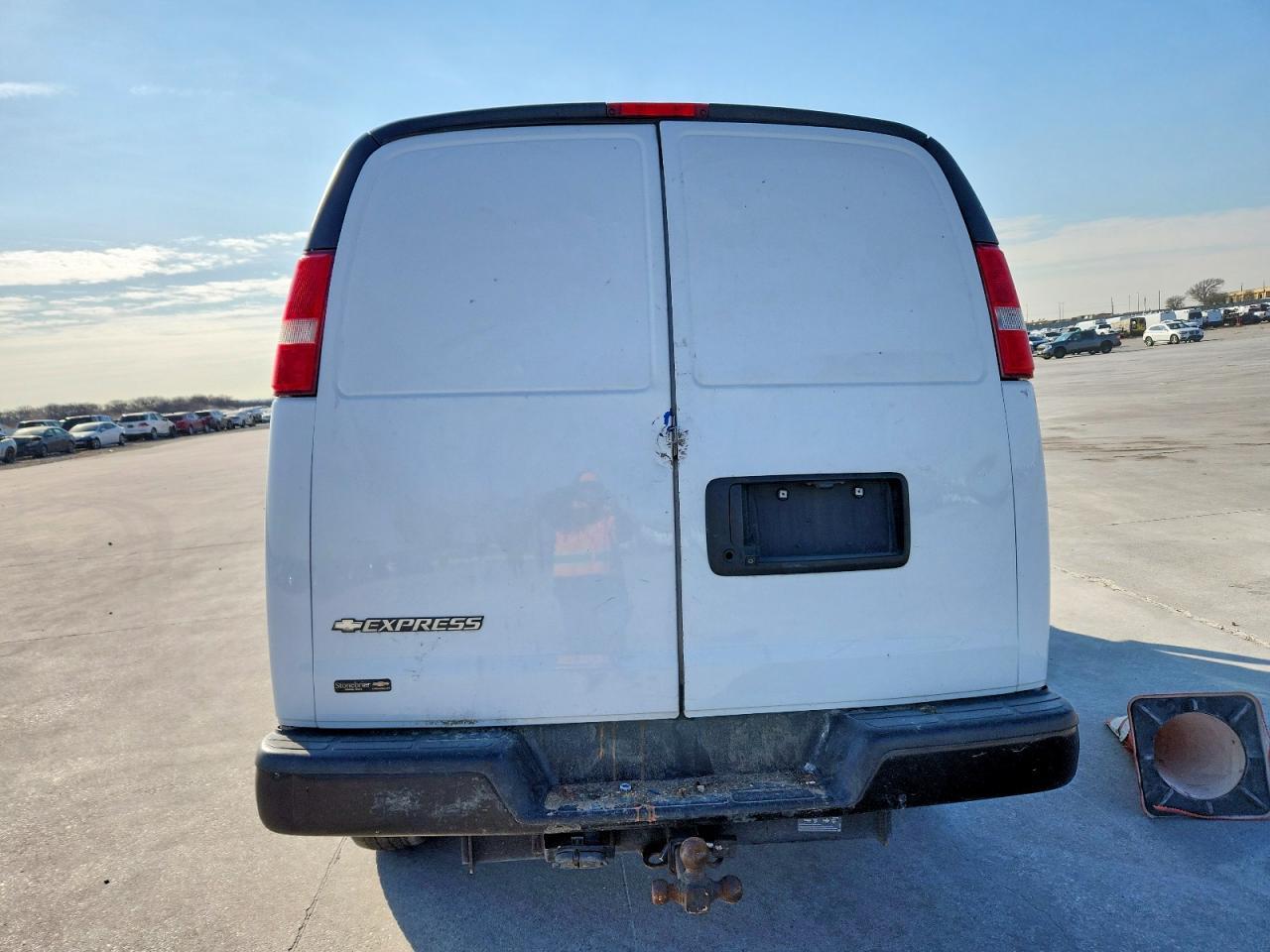 2020 Chevrolet Express G3500 Utility / Service Van - Фото 6