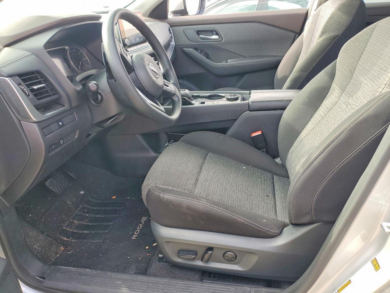 2023 Nissan Rogue Sv - Image 7