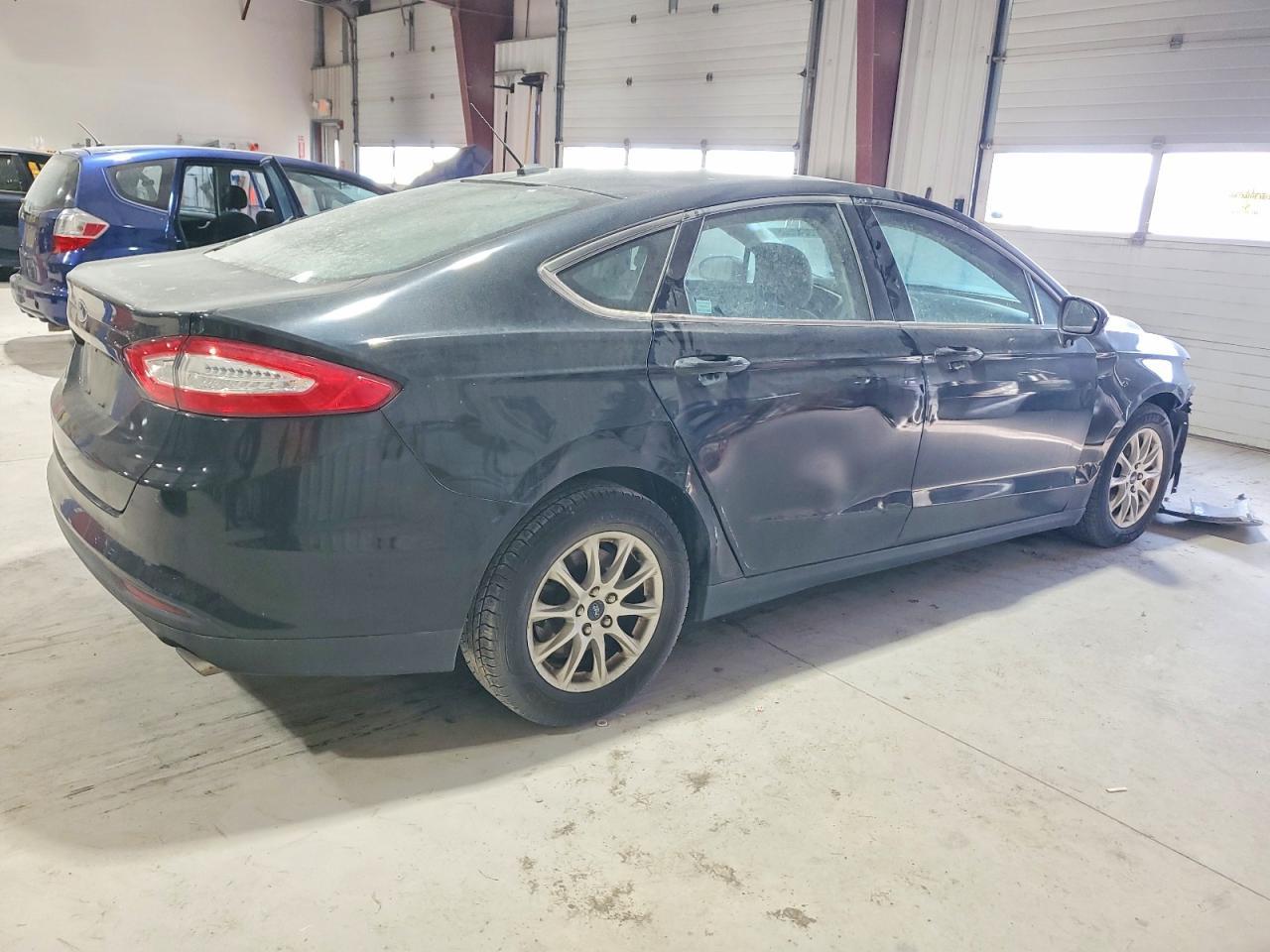 2016 Ford Fusion S - Image 3