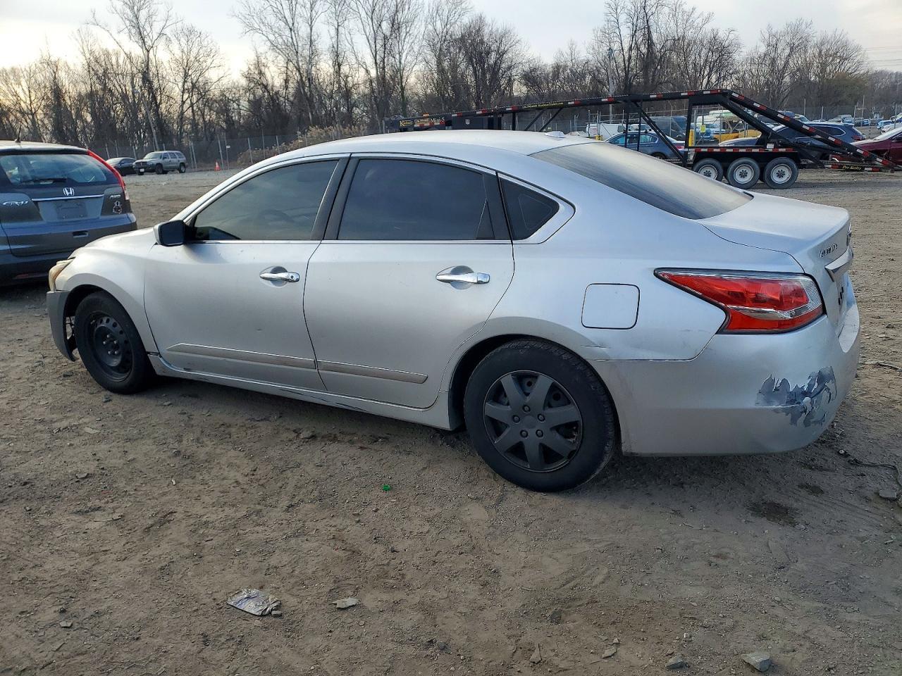 2014 Nissan Altima 2.5 - Фото 2