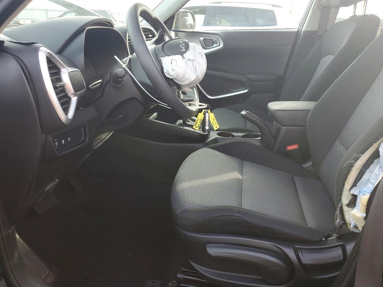 2025 Kia Soul Lx - Image 7