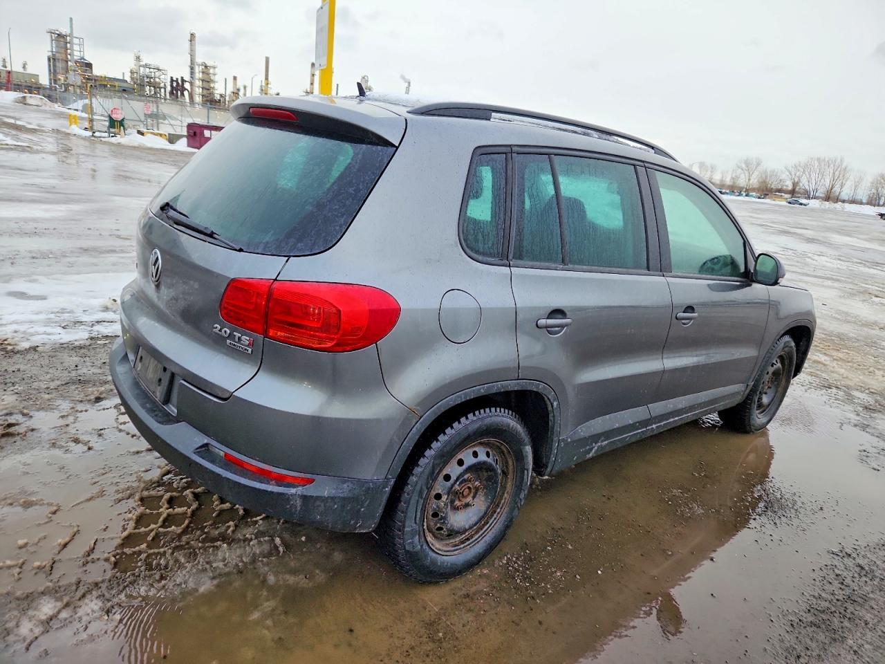 2014 Volkswagen Tiguan S - Фото 3
