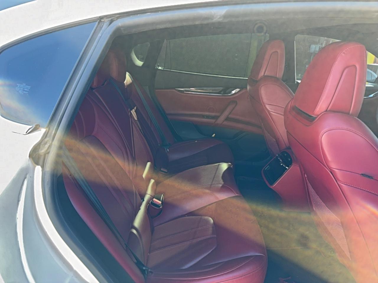 2017 Maserati Quattroporte S - Image 6