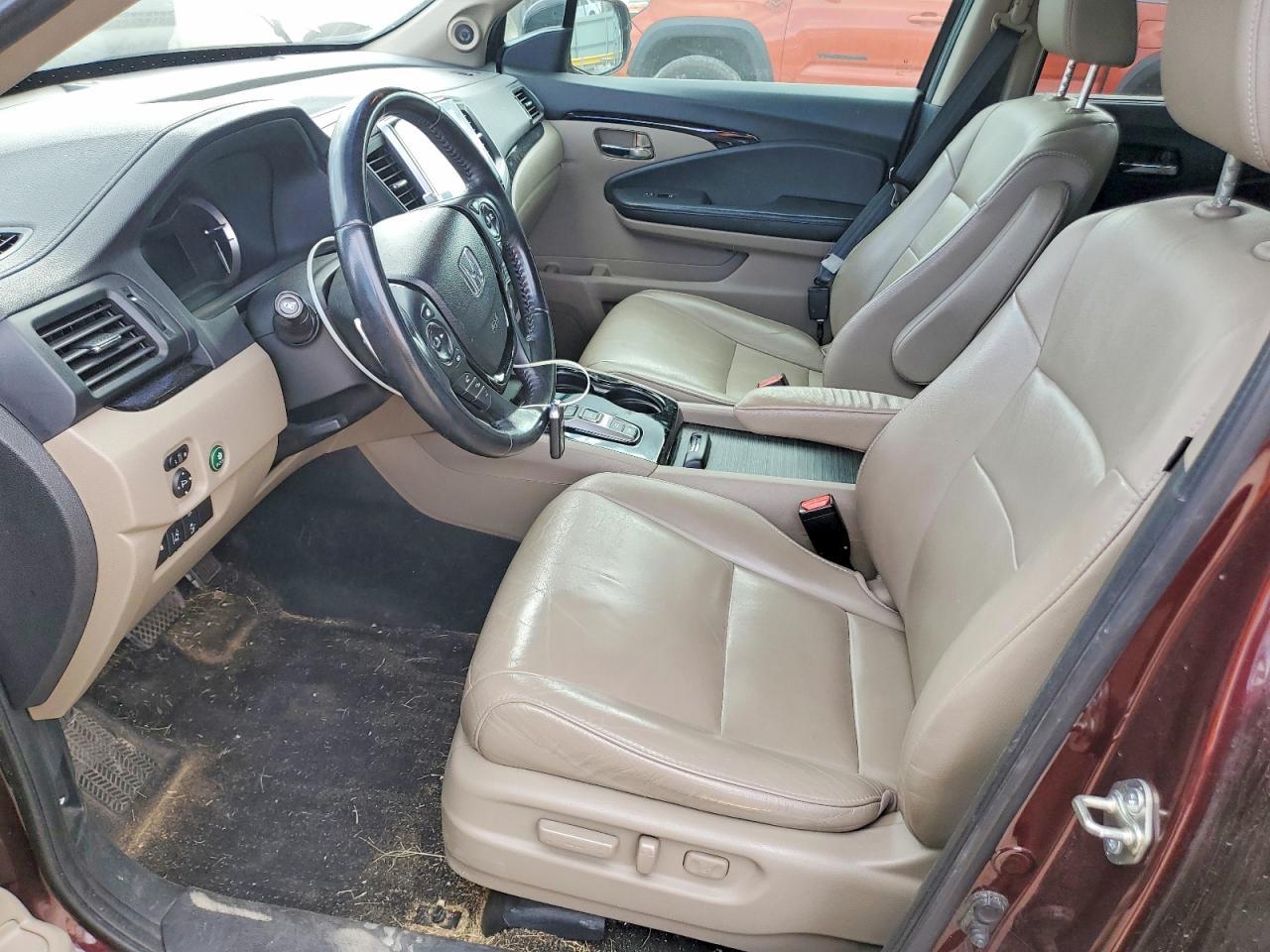 2017 Honda Pilot Touring - Image 7