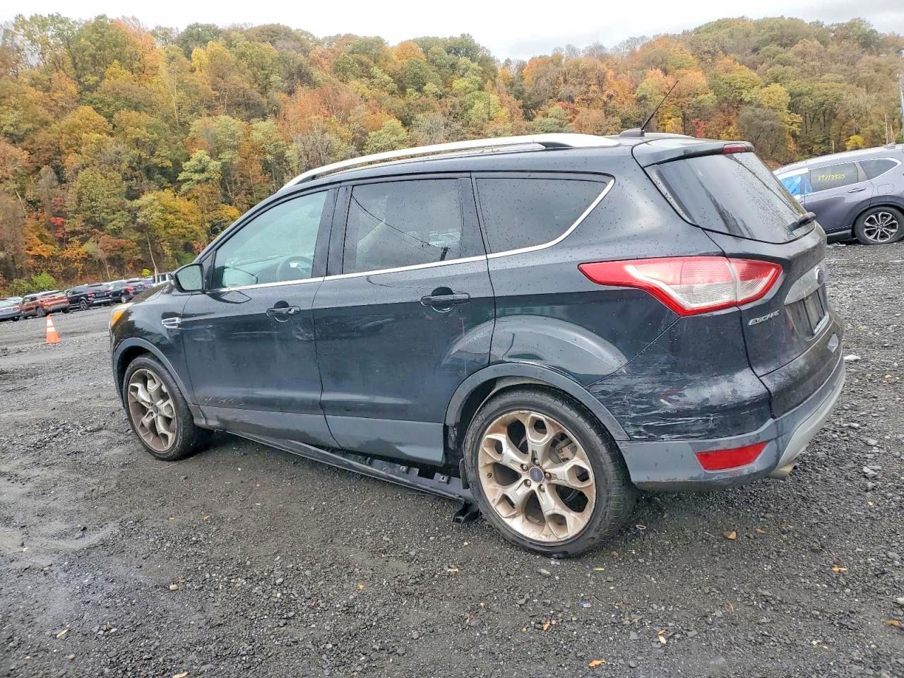 2016 Ford Escape Titanium - Фото 2