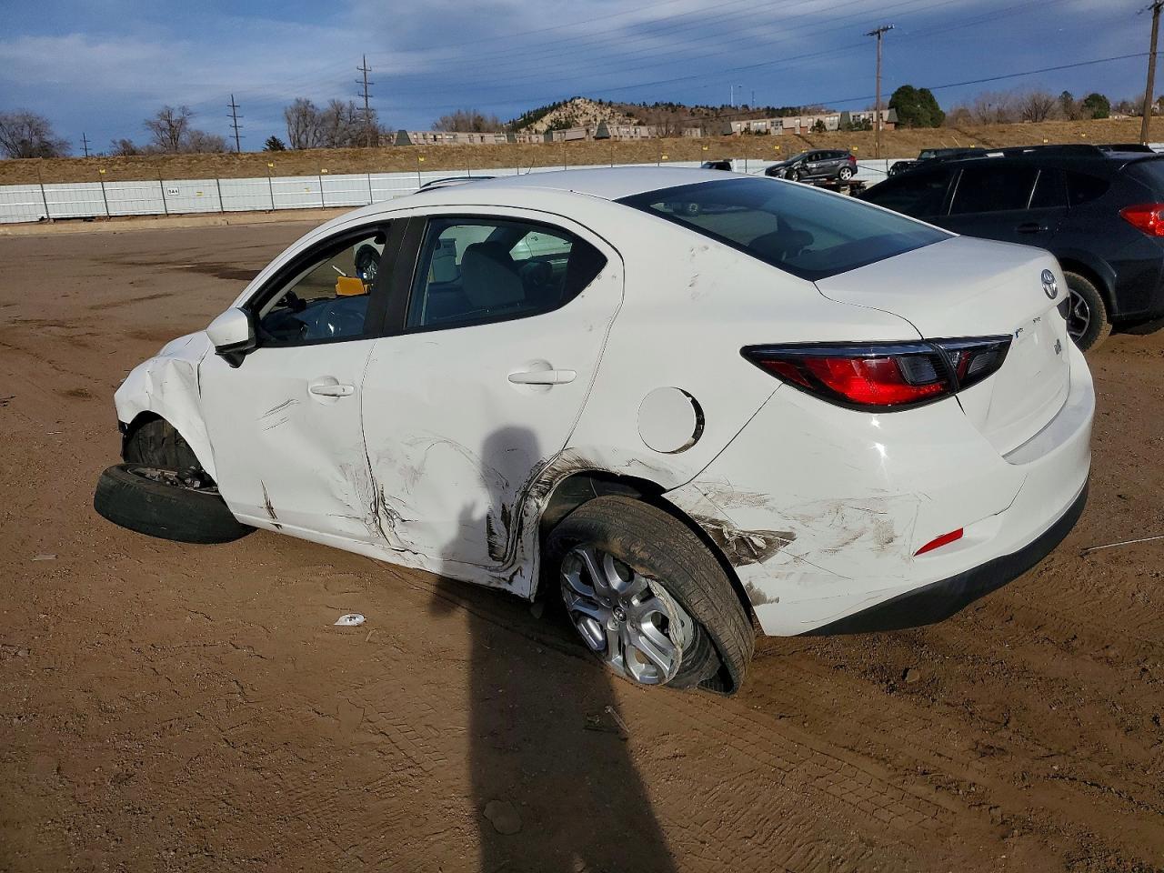 2018 Toyota Yaris Ia - Фото 2