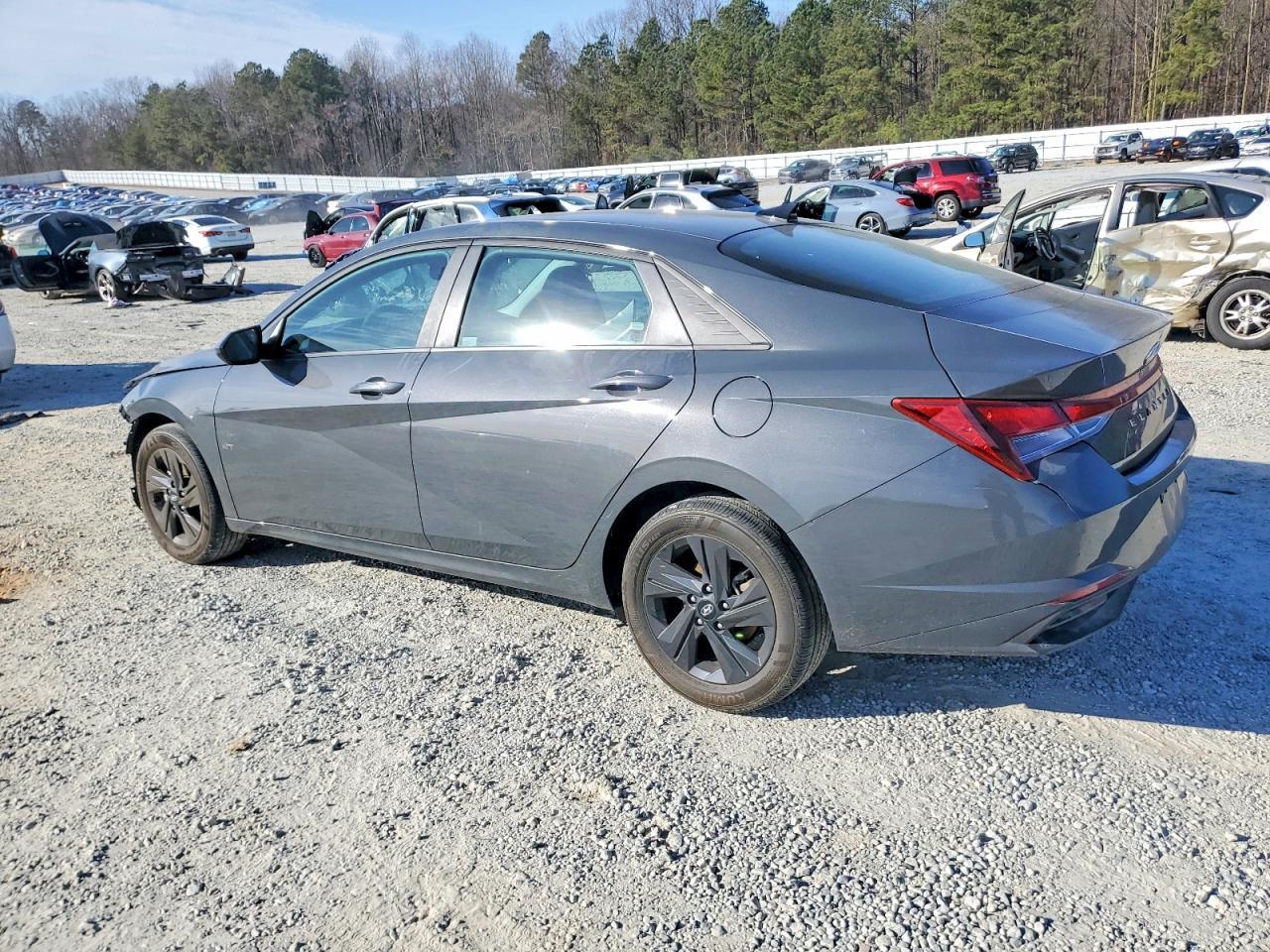2023 Hyundai Elantra Sel - Фото 2
