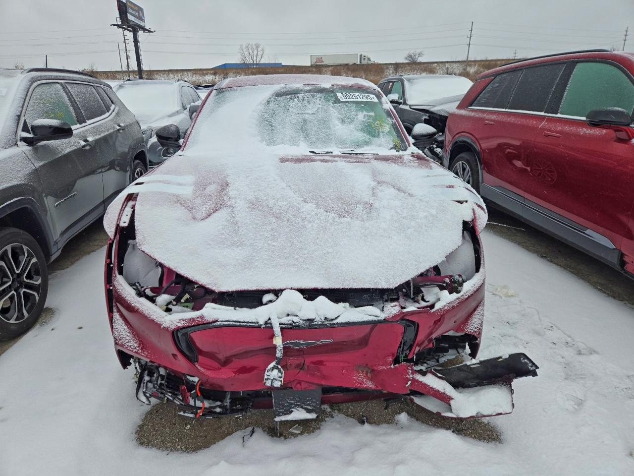 2025 Ford Mustang Mach-E Premium - Фото 5