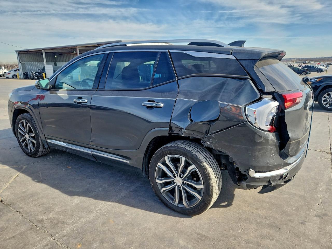 2018 GMC Terrain Denali - Image 2