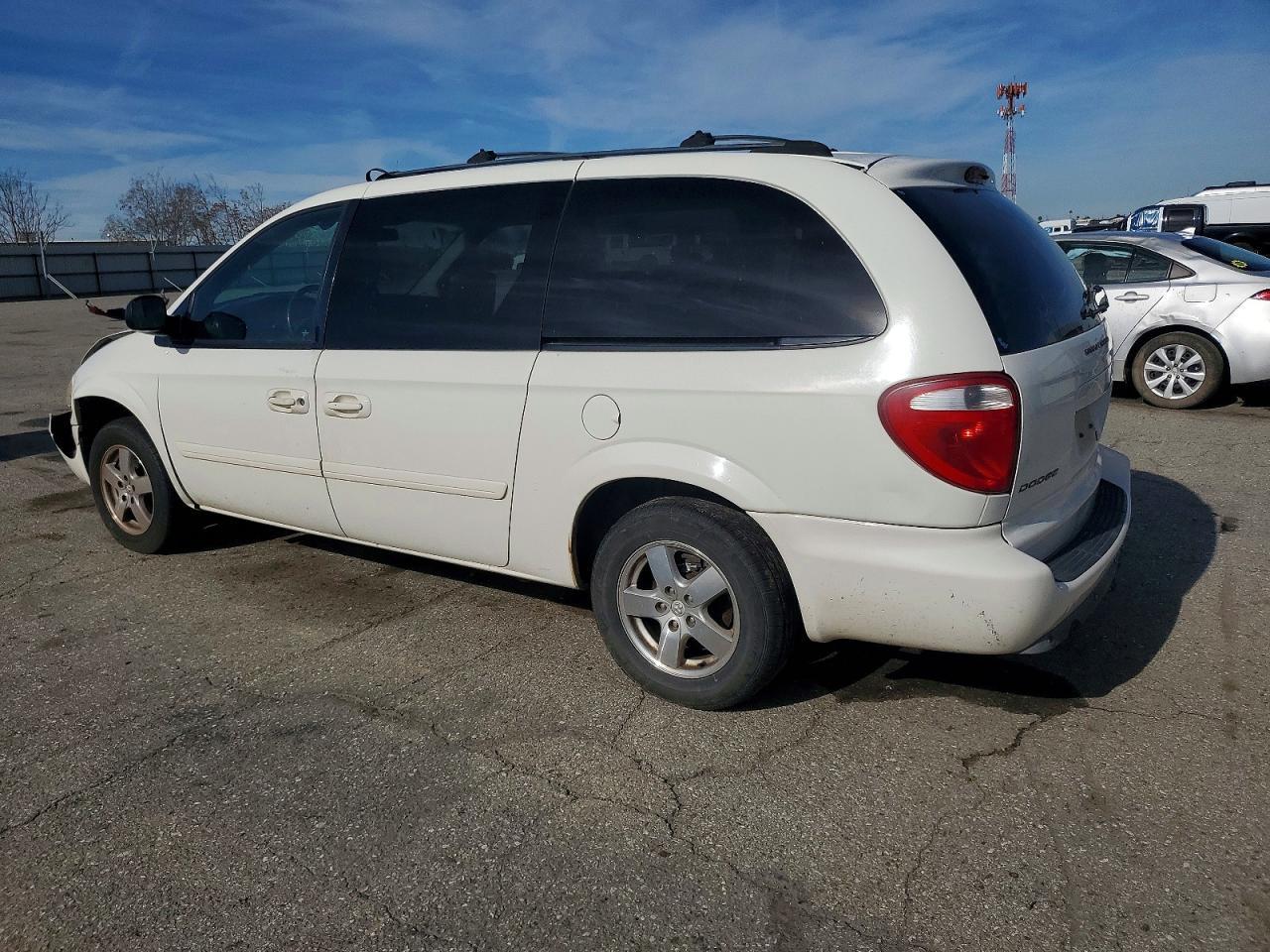 2006 Dodge Grand Caravan Sxt - Фото 2