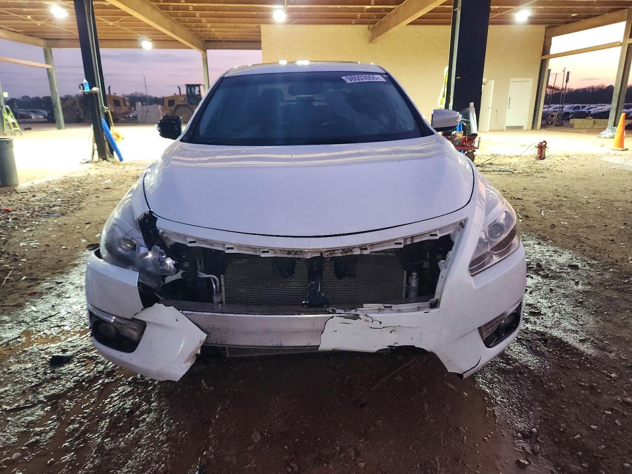 2014 Nissan Altima 2.5 - Image 5