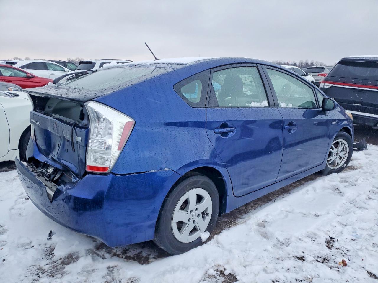 2011 Toyota Prius - Фото 3