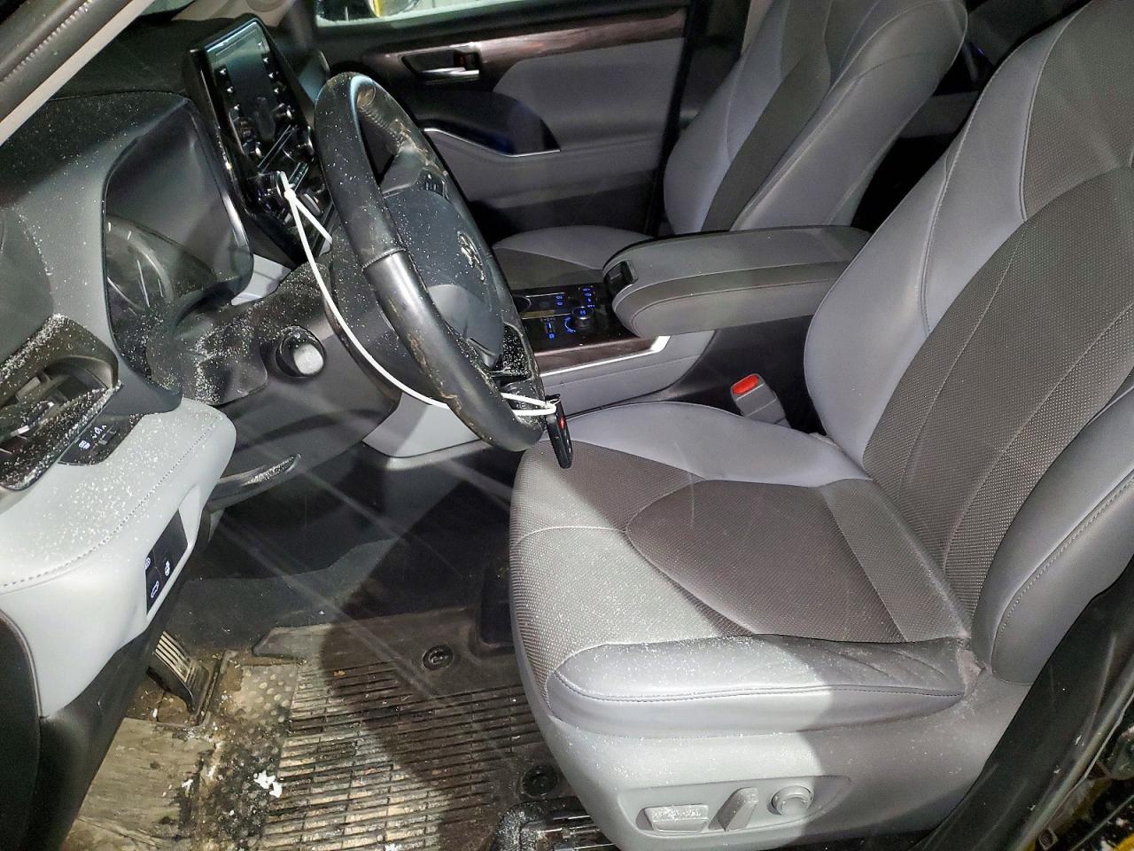 2020 Toyota Highlander Limited - Image 7