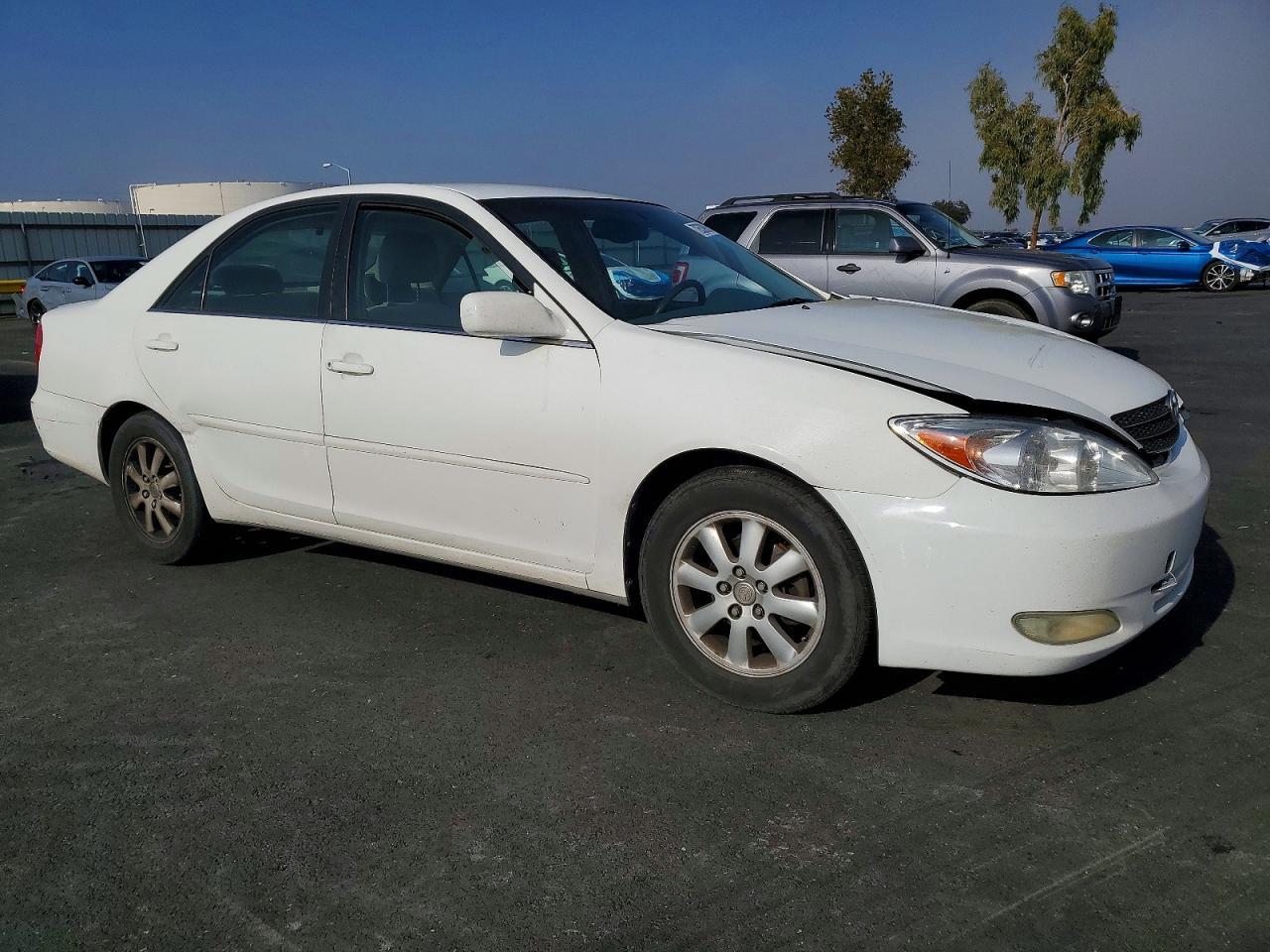 2003 Toyota Camry Le - Image 4