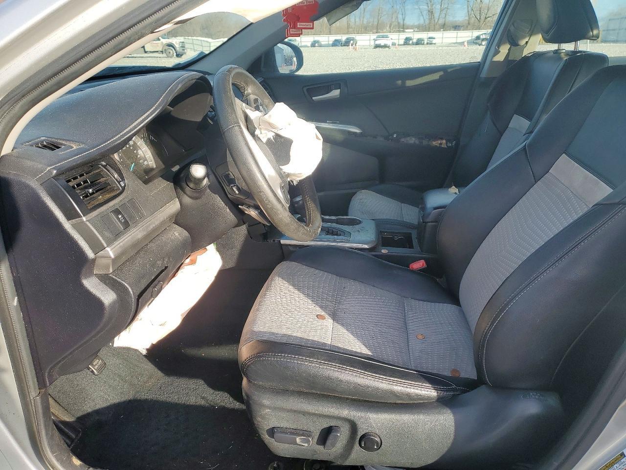 2013 Toyota Camry Se - Image 7