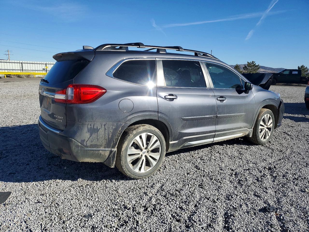 2022 Subaru Ascent Limited - Image 3