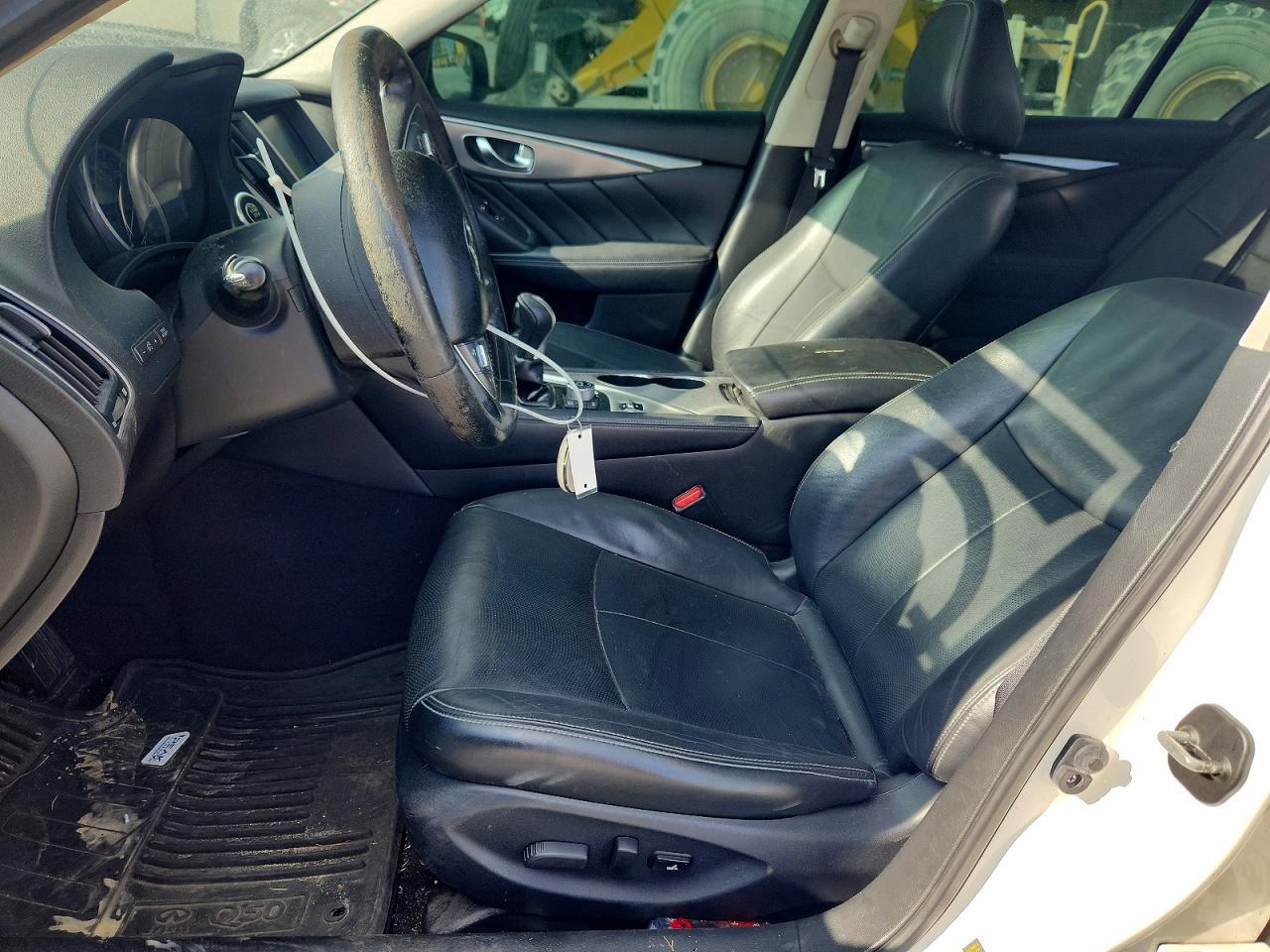 2015 Infiniti Q50 Base - Image 7