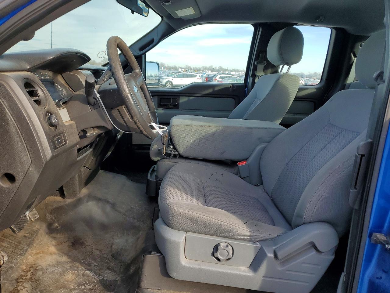 2013 Ford F150 Super Cab - Фото 7
