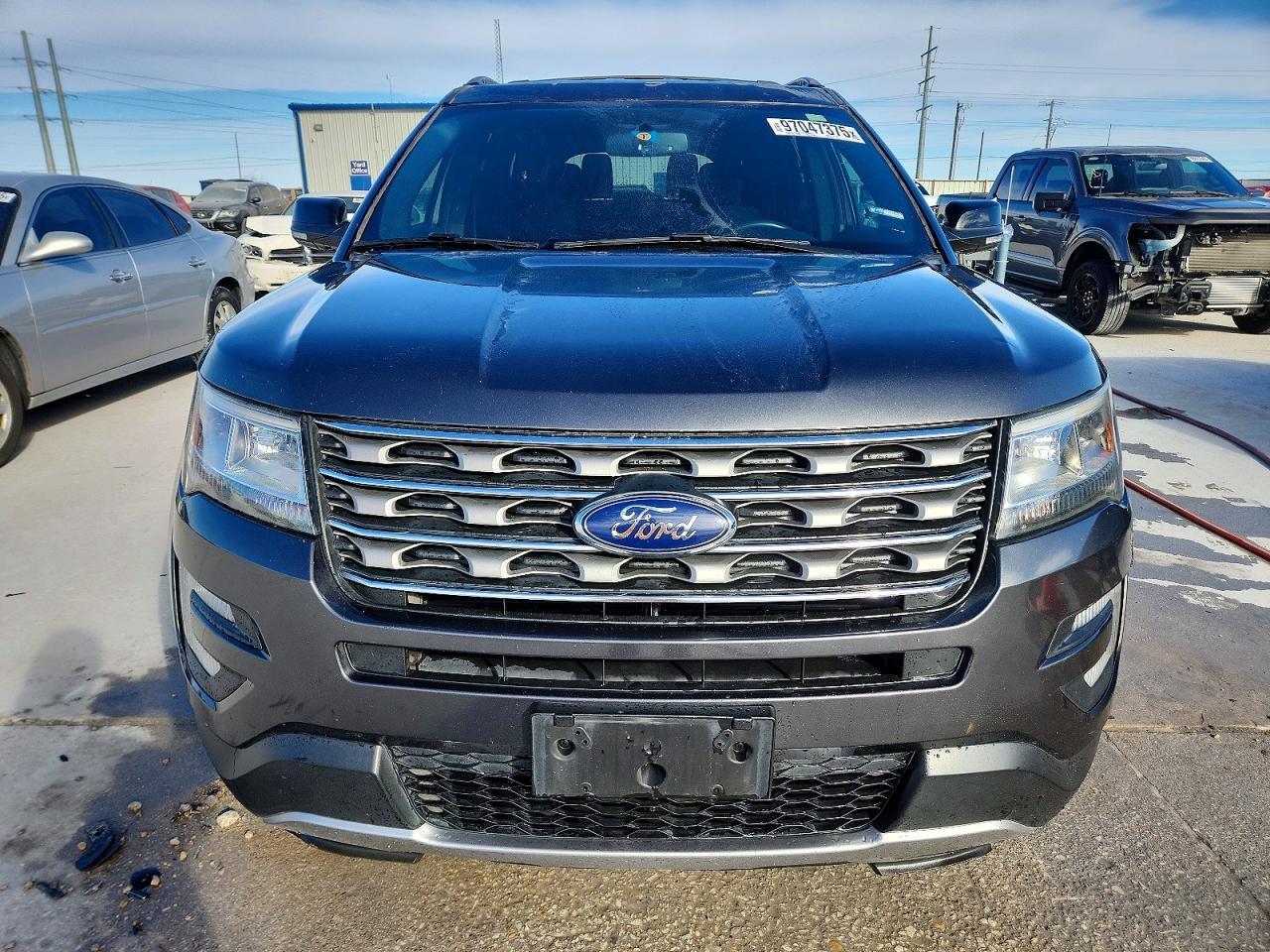 2017 Ford Explorer Xlt - Image 5