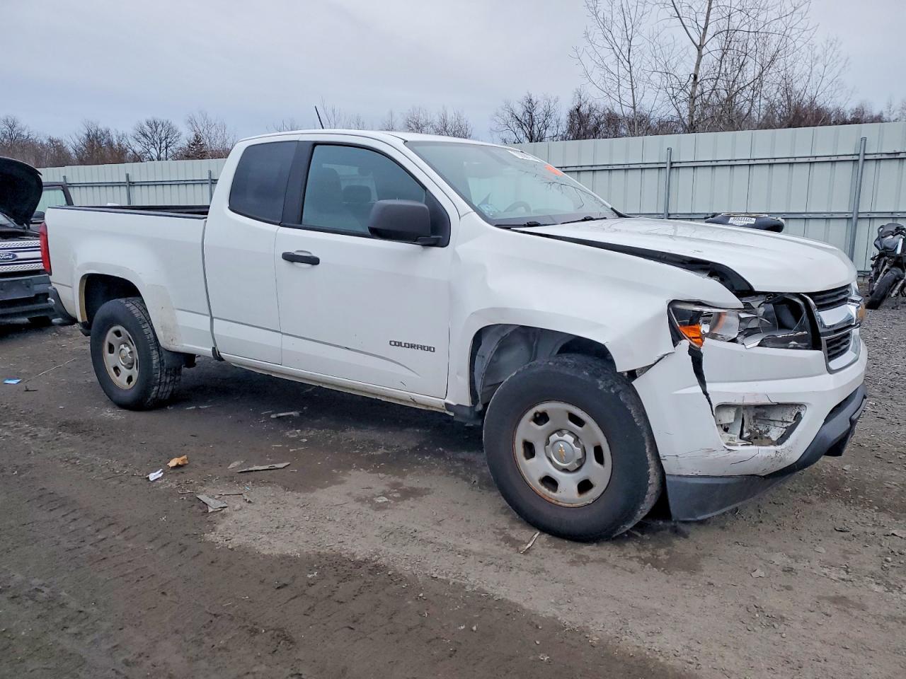 2016 Chevrolet Colorado - Image 4
