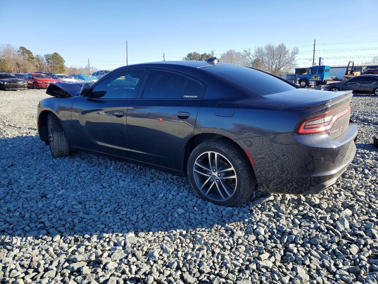 2019 Dodge Charger Sxt - Image 2