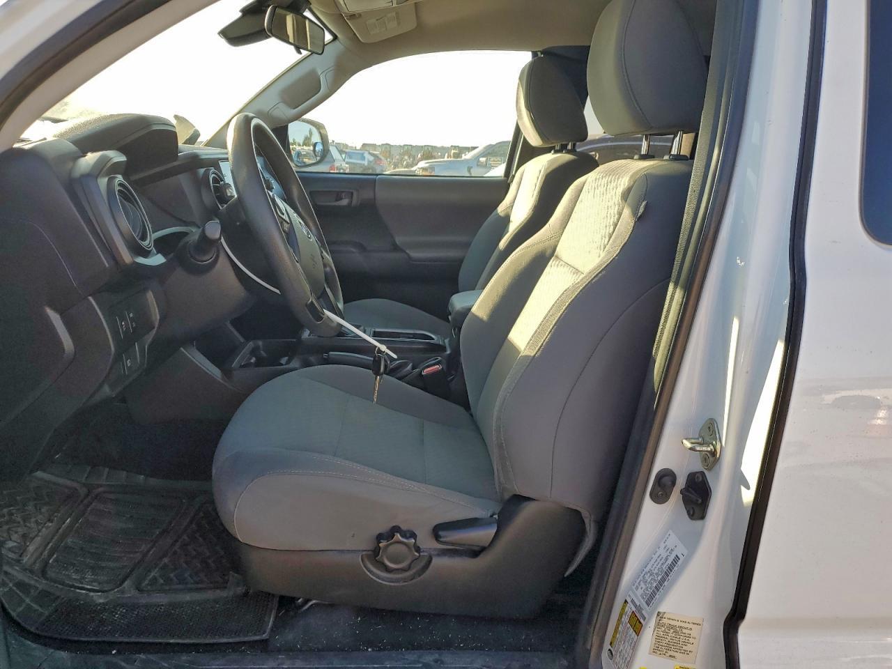 2020 Toyota Tacoma Access Cab - Фото 7