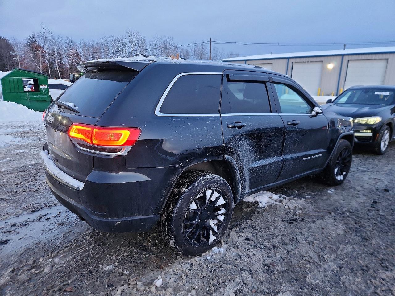 2014 Jeep Grand Cherokee Laredo - Image 3