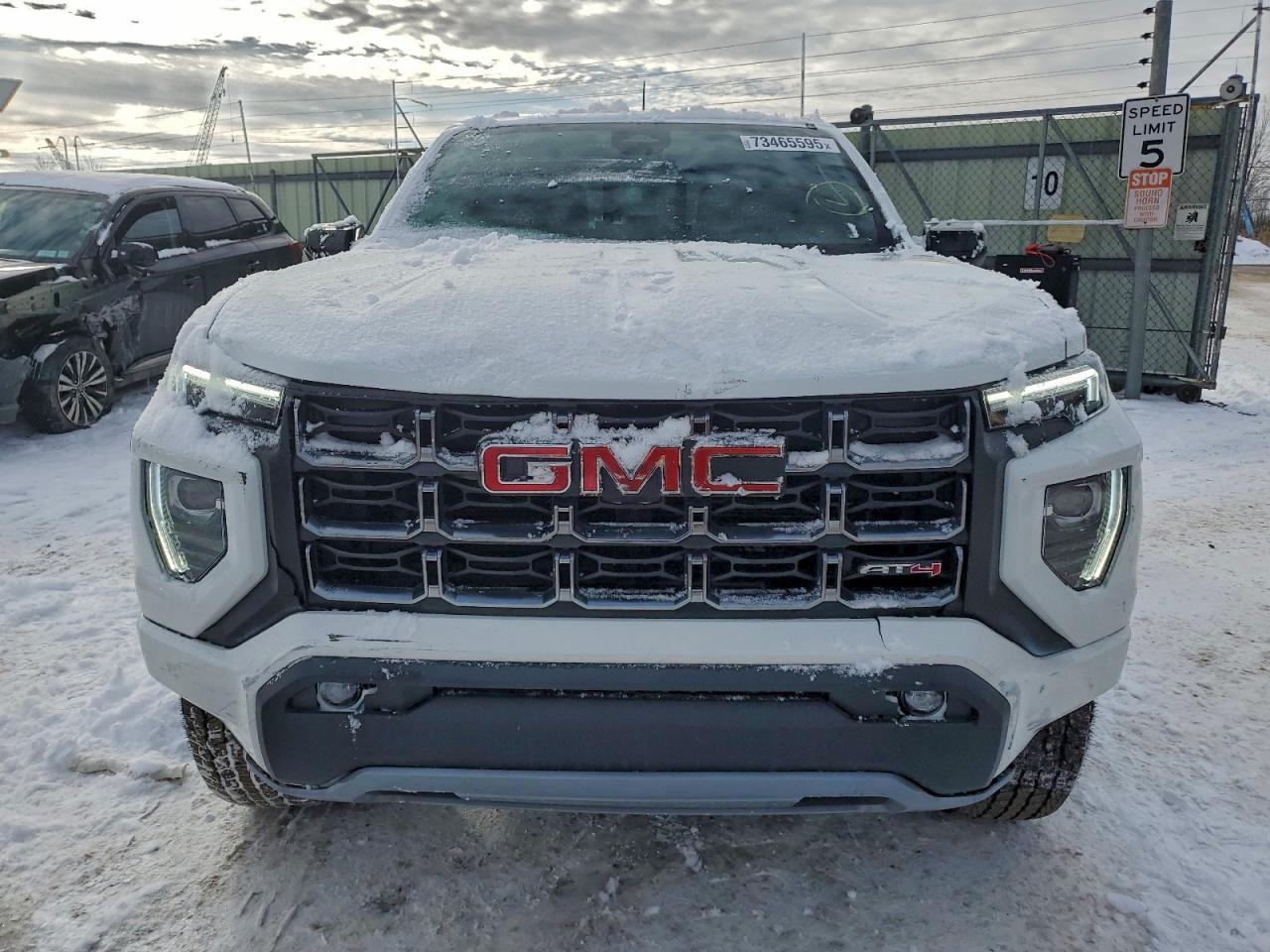2024 GMC Canyon At4 - Фото 5