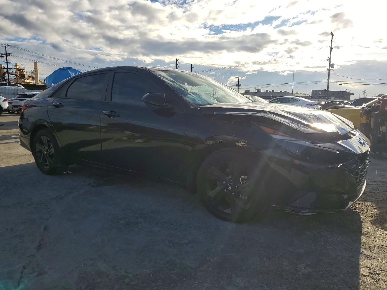2022 Hyundai Elantra Sel - Фото 4