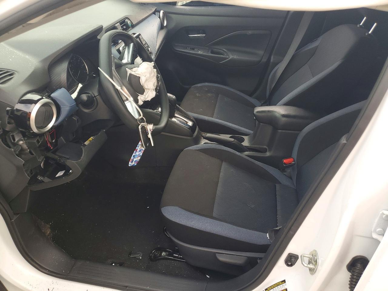 2025 Nissan Versa Sv - Фото 7