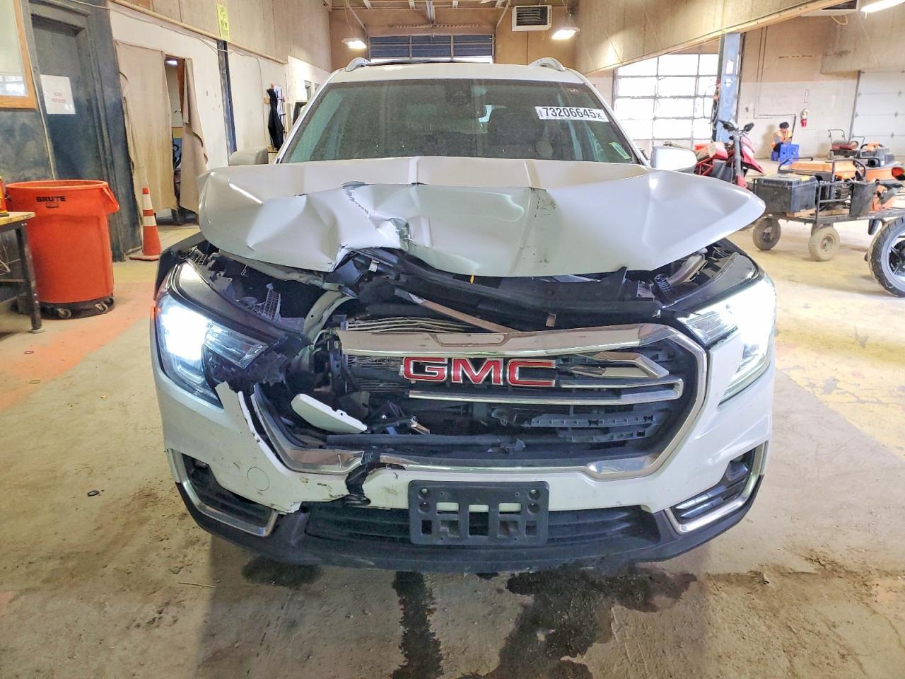 2022 GMC Terrain Slt - Фото 5