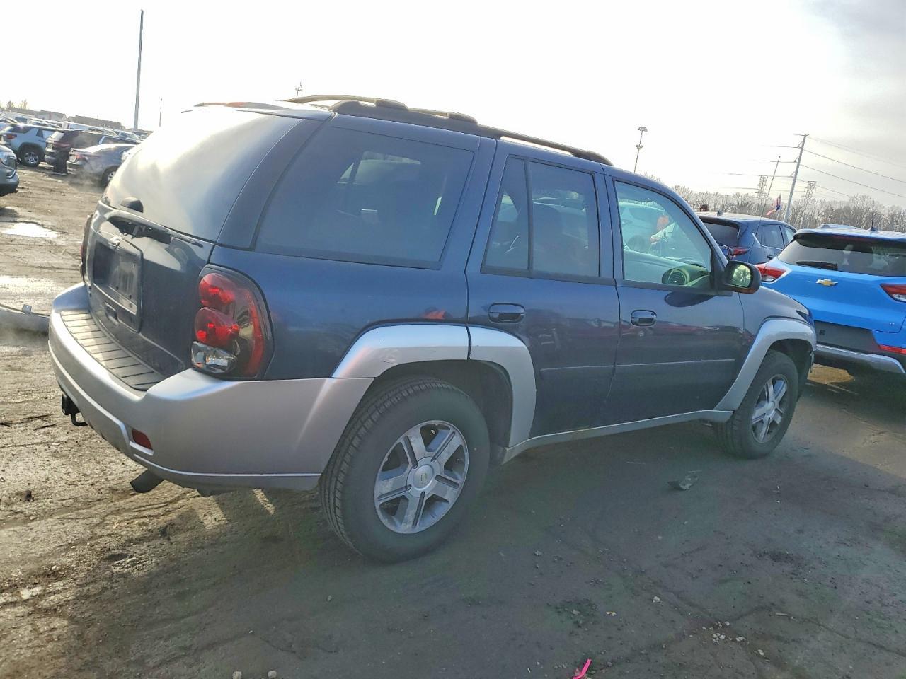 2007 Chevrolet Trailblazer Ls - Image 3