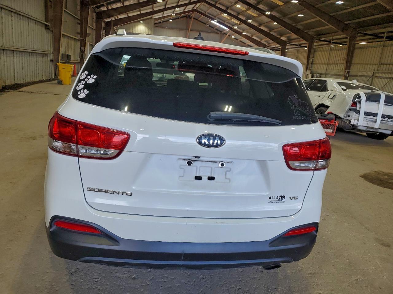 2018 Kia Sorento Lx - Image 6