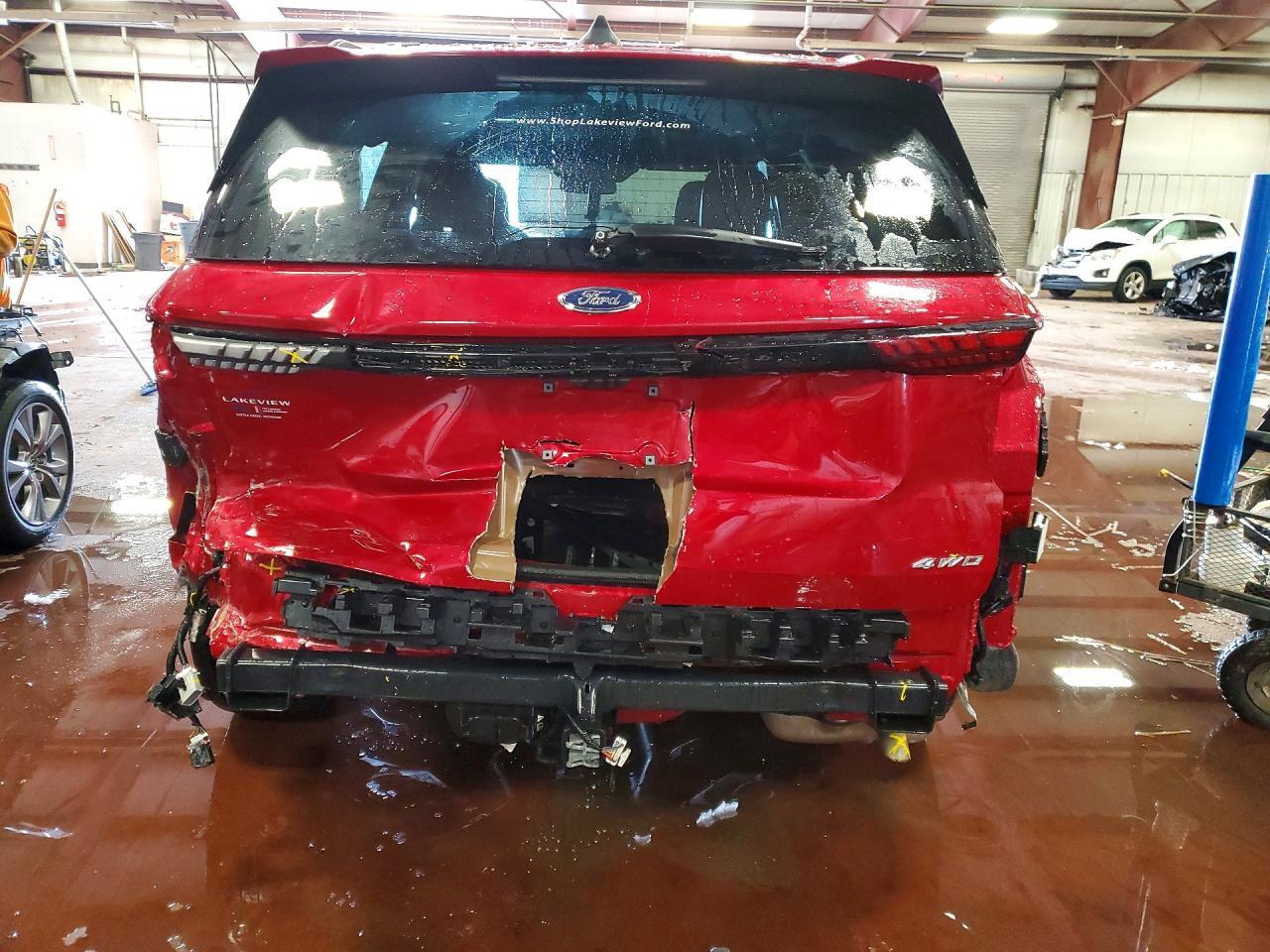2025 Ford Explorer St-Line - Фото 6