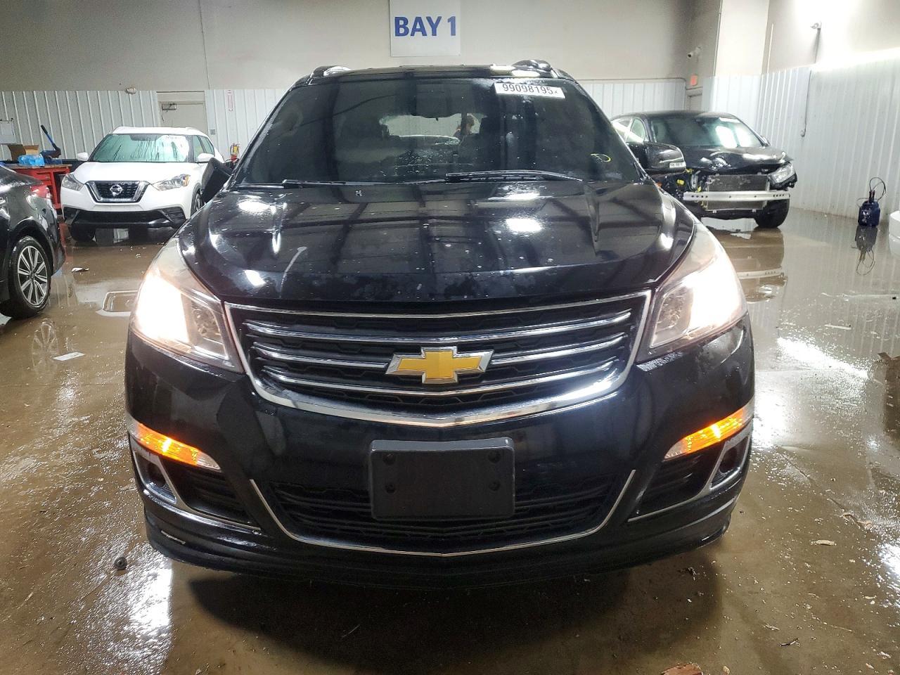 2016 Chevrolet Traverse Lt - Image 5