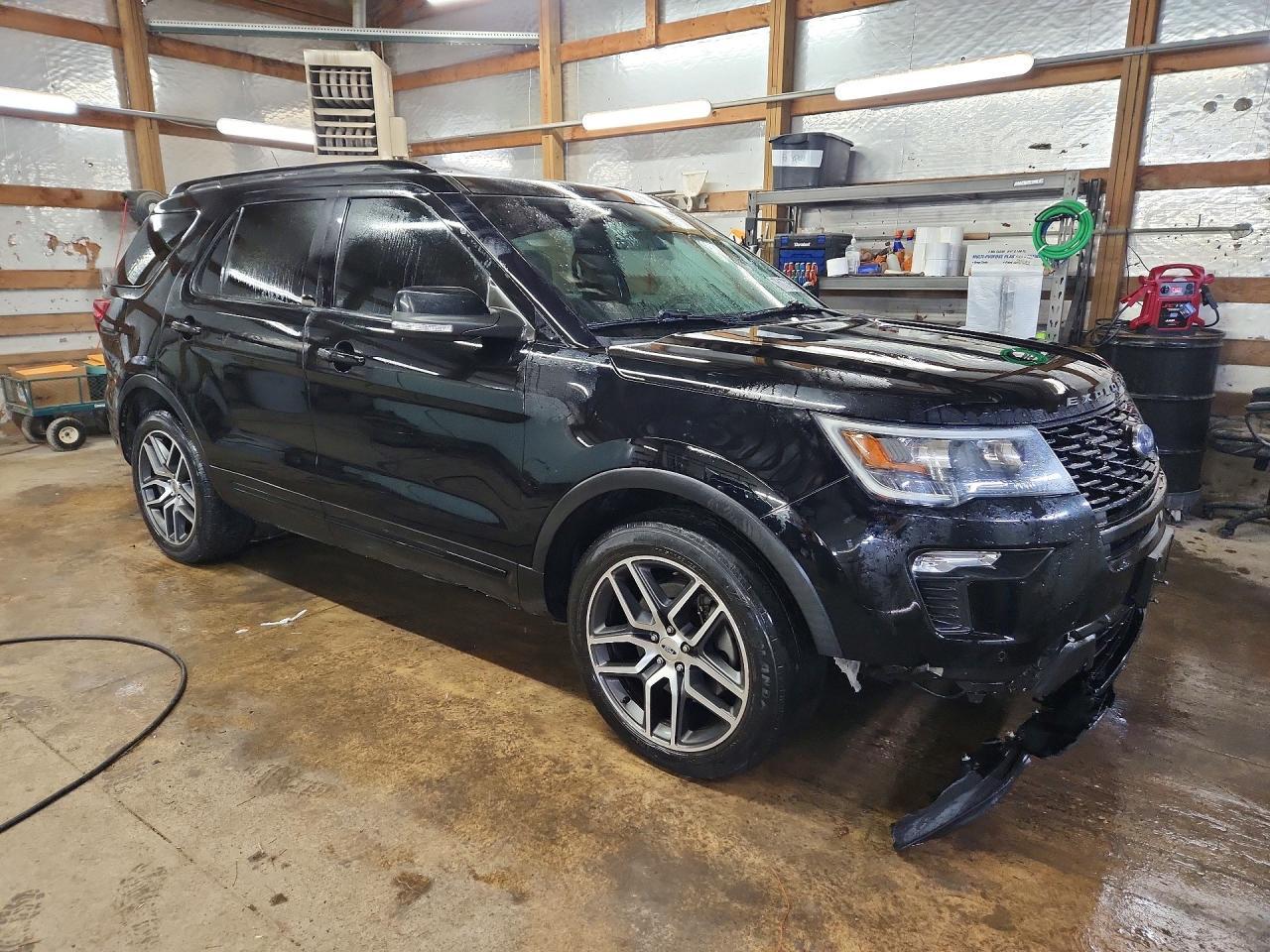 2018 Ford Explorer Sport - Фото 4