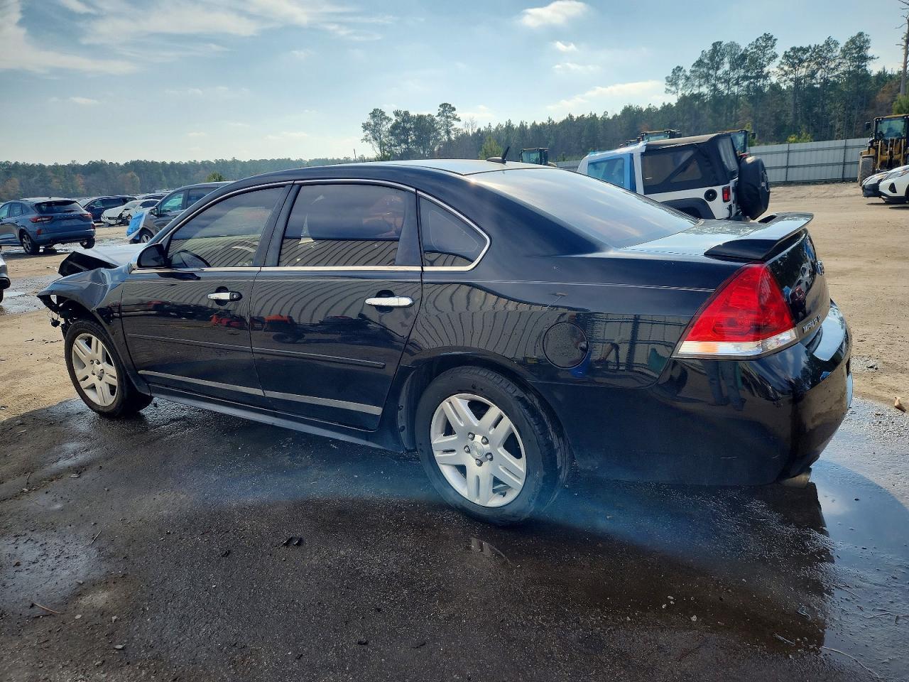 2014 Chevrolet Impala Limited - Image 2